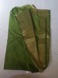 Beautiful Saree With Unstitched Blouse Piece