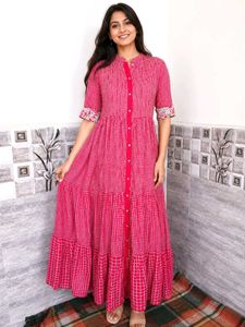 Elegant Pink Tiered Maxi Dress