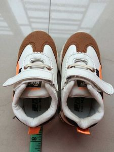 Unisex Cute White &amp; Brown Toddler Sneak