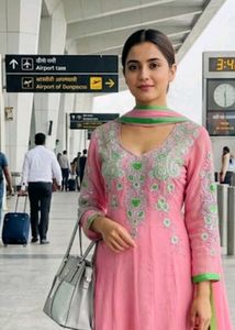 Elegant Pink Kurta Set with Green Embroidery