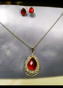 Elegant Pendant and Earring Set (Pack of 3)
