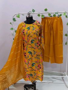 Very Graceful Yellow Golden Suit Set