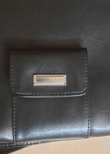 Chamois old brand of Mumbai Sling Bag