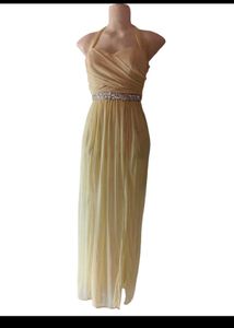 Beautiful yellow gown 😍