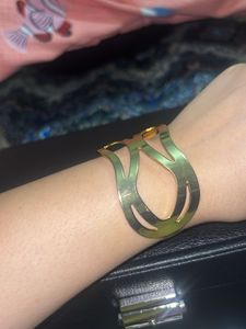 Elegant Gold Cuff Bracelet