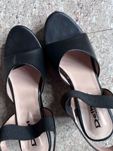 Delhi Footwear Black Sandals