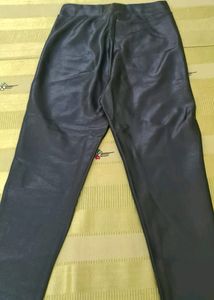 ZARA Shiny leggings with an elasticated waistband