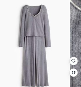Grey Long Sleeve Top With Rose Detail  ၴႅၴ