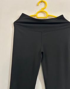Black Flared Yoga/Gym Pants