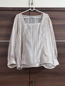 Beautiful Sheer Top!