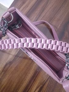 Chic Pink Crossbody Bag❤️