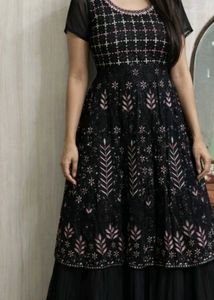 Elegant Black    short Gown gharara pant like new