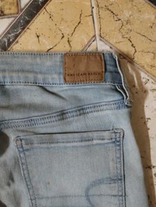 American Eagle Straight Fit Jeans