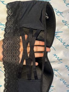 Black Lace Strapless Bra