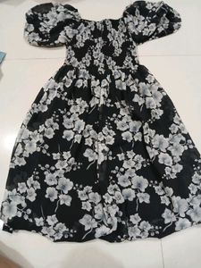Chic Floral Print Off-Shoulder Dress
