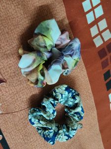 Colorful Hair Clips - Set of 6&amp; free scrunchies
