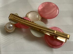 Cute Pink &amp; Pearl Hair Clip
