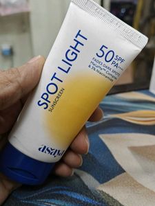 Asaya Spot Light Sunscreen SPF 50