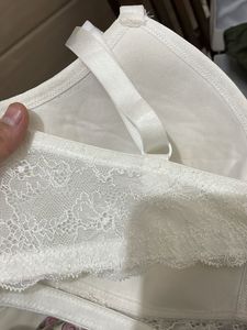 40C GINA Benotti White Lace Trim Bra