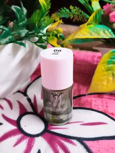 glitter nail polish