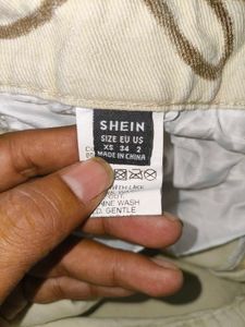 SHEIN Y2K Floral Outline Wide Leg Jeans (Beige)