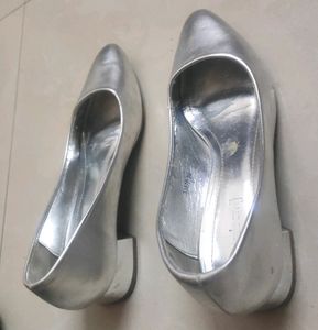 Branded Silver Bellies/pumps