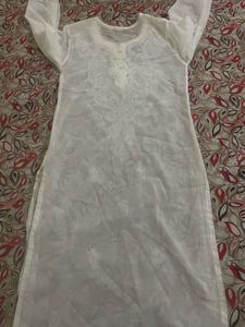 White Chikankari Kurta with Mirror Work