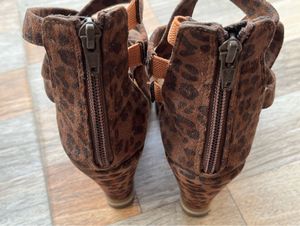 New Catwalk Brown Printed Strappy Heels