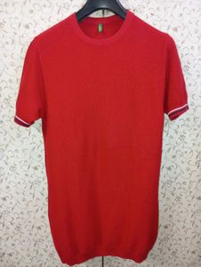UCB Men's Red Textured knitted tshirt