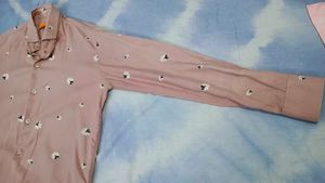 Men's Pink Floral Print Casual Shirt