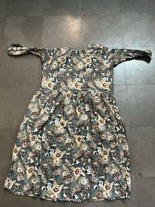 Floral Print Kurta with Embellished Neckline