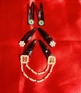 Embellished Hair Clip Set