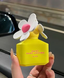 Daisy Marc Jacobs Glow Perfume