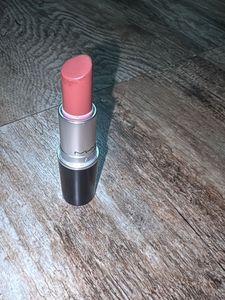 MAC Lipstick Taupe shade