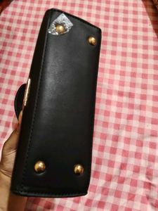 Kazo Handbag