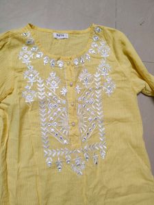 Hurry Up ..Yellow Kurta 😊free delivery😊 ,