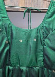 Beautiful Green Silk Gown with Gold Border