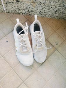 Zara &amp; Nike White Sneakers 2 set fix price