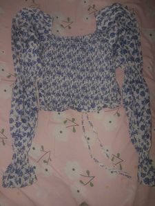 Chic Floral Puff Sleeve Crop Top