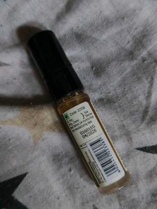 Forest Essentials Body Mist - Oudh &amp; Green Tea