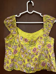 Bombay paisley top new