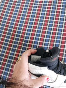 2 Pair Shoes