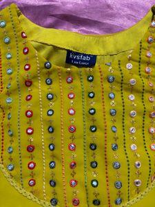 Kurta Set Comes With Sharara Pants