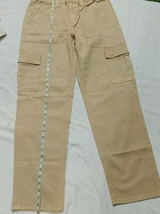 American Eagle women cargo pant