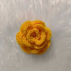 Crocheted yellow rose Hair Clip