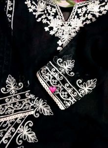 Elegant Black Embroidered Kurti with Duppata