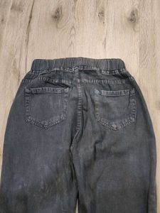Ma502 Sabrin Beggy Jeans Waist 28 Inches