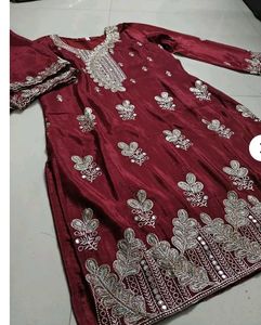 BRAND NEW ✨ Embroidered Kurta Set