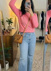 Vibrant woollen top for women in just 199😍