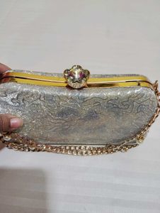 Yah Bag Bahut Sundar Hai Ek Bar Bhi Use Nahin Ki H